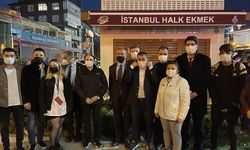 AKP'li belediyenin engellediği Halk Ekmek büfesi yerine konuldu