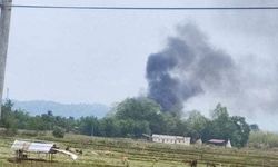 Myanmar'da ordu güçlerine ait helikopter düşürüldü