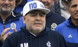 Maradona ile ilgilenen 7 sağlık çalışanına 'taksirle insan öldürme' suçlaması