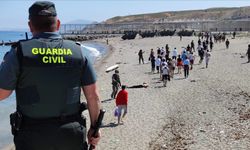 İspanya, Fas'tan 2 bin 700'ünü geri gönderdi