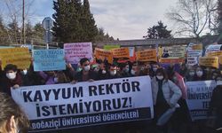 Melih Bulu'yu protesto eden öğrencilerin KYK kredi ve bursları kesildi