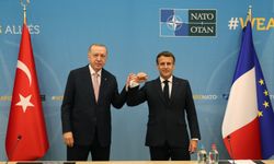 'Elbow Contact' with Macron as part of NATO Summit