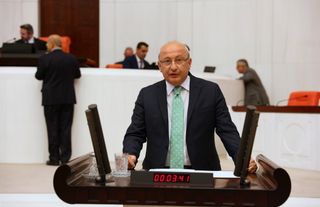 Çakırözer'den Basın Özgürlüğü Raporu: Baskı, yasak, sansür ayı
