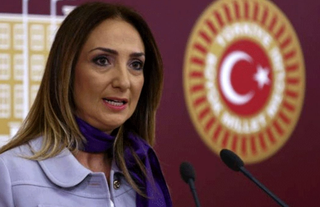 Nazlıaka: Cumhuriyet Halk Partisi ilkesizce saf değiştirenlerin değil, bedel ödemeyi göze alanların partisidir