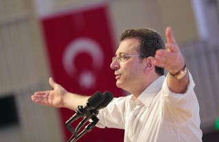 Ekrem İmamoğlu: Madem tüm yargı mekanizması elinizin altında, bir an önce iddianameyi hazırlatın