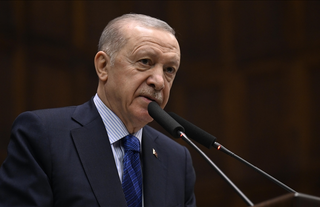 Erdoğan: Yeni anayasa için 10 hukukçu arkadaşımızı görevlendirdik