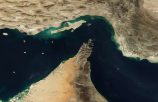 İran Hürmüz Boğazı'nı yeniden kapattı ve barış görüşmelerinden çekildi