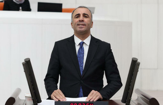 DEM Partili Fırat: Devlet okulları hepimizindir; laiklik ve eşitlik ilkesine aykırı, ayrıştırıcı uygulamalardan vazgeçin