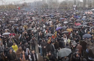 Özgür Özel'den Diyarbakır Newroz’una mesaj: Zalimin kaderi mutlak yenilgidir