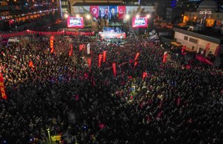 Bursa'da Özgür Özel'den Erdoğan'a "Siyasi Yankesicilik" tepkisi