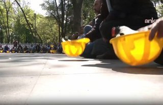 Doruk Madencilik işçilerinin açlık grevi sürüyor: Yıldızlar Holding önünde bir araya gelme çağrısı yinelendi