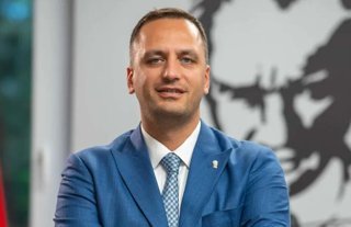 Bornova Belediye Başkanı Ömer Eşki gözaltına alındı