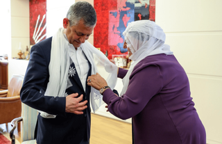 Barış Anneleri, Özgür Özel’i ziyaret etti