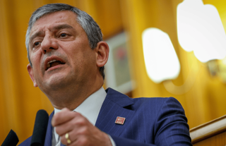 Özgür Özel: Bu gemi böyle yüzmez, kaptan değişecek