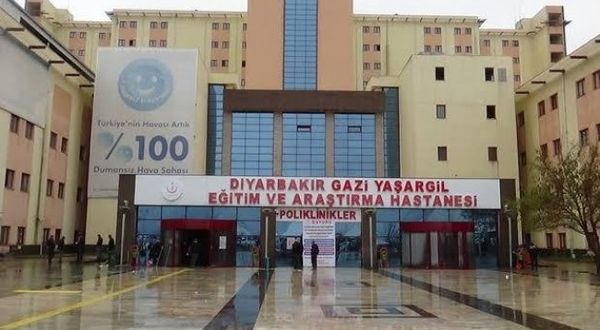 Diyarbakır'da kavga: Bir kişi yaşamını yitirdi