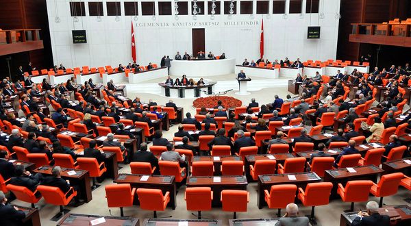 HDP ve DBP'li 16 milletvekili hakkında hazırlanan dokunulmazlık dosyası Meclis'te