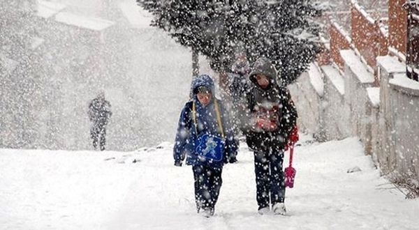 16 ilde eğitime yoğun kar yağışı nedeniyle ara verildi