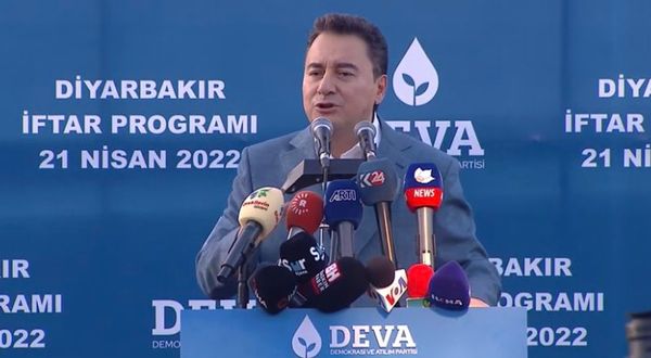 Babacan'dan Diyarbakır çıkışı: Kuru kardeşlik sloganları atmıyoruz, eşit vatandaşlık diyoruz