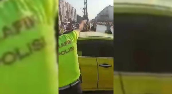 Mersin'de taksiciler akaryakıt zamlarını kontak kapatarak protesto etti