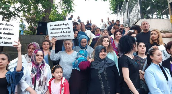 Fetihtepe halkı belediye önünde: Diyaliz hastasının elektriği kesiliyorsa, söyleyecek fazla bir şey yok