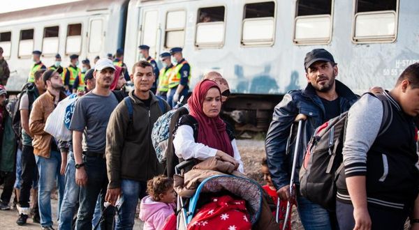 Haftada 800 Suriyeli Türkiye'den ülkesine dönüyor, dönenlerin çoğu bekar