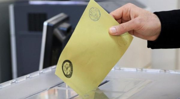 Yeni araştırma: AKP çekirdek seçmen kitlesini kaybediyor! Oy oranı 29,8