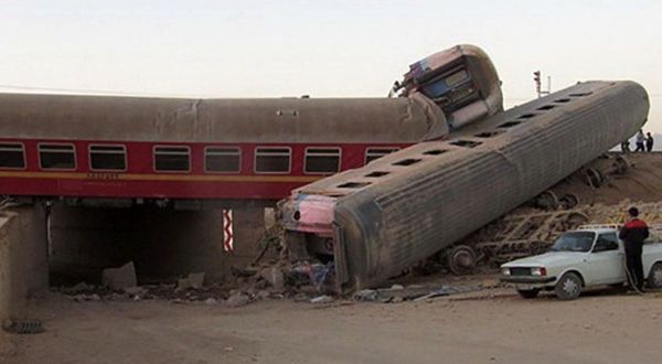 İran'da tren kazası: En az 17 kişi öldü, ölü sayısı artabilir