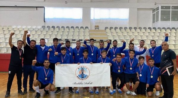 İzmir Dikili'de şampiyon takım sahipsiz kaldı!