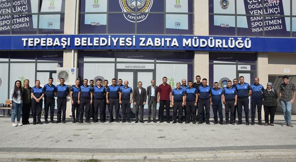 Tepebaşı Belediye Başkanı Ataç'tan Zabıta personeline 196. yıl kutlaması