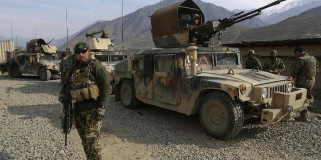 ABD'nin Afganistan'dan 37 bine aşkın kişiyi tahliye etti