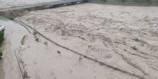 Bartın'da sel felaketinde 1 kişi kayboldu