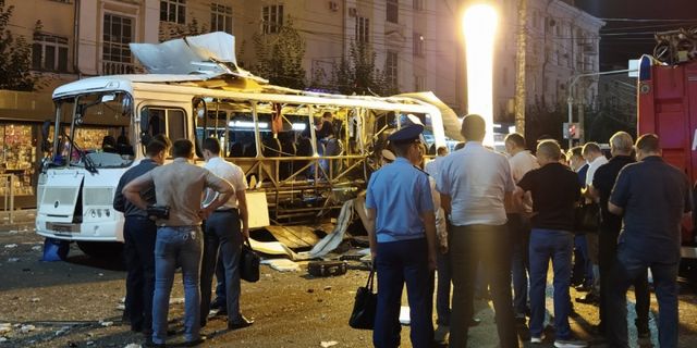 Rusya'da yolcu otobüsü patladı: 1 ölü, 15 yaralı