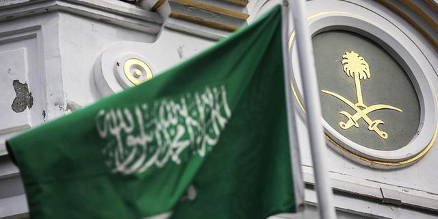 Uzmanlara göre Suudi Arabistan, Arap bölgesindeki "liderlik rolünü" geri kazanmaya çalışıyor