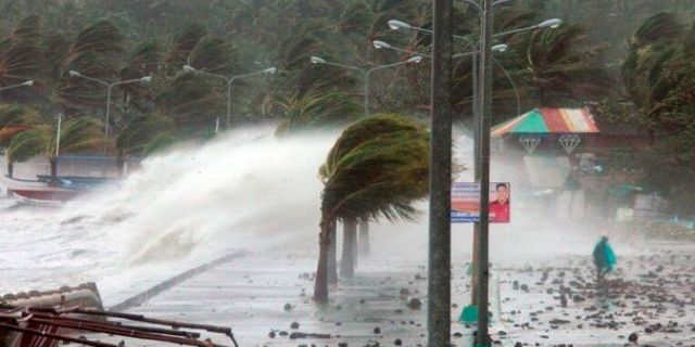 Japonya'da tayfun alarmı: 235 bin kişiye tahliye uyarısı yapıldı