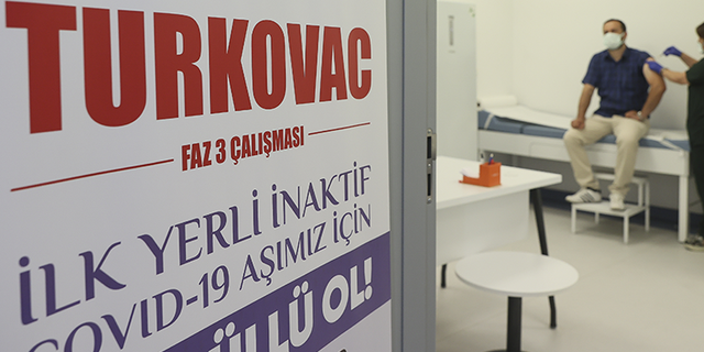 TURKOVAC aşısı Kayseri'de de gönüllülere uygulanmaya başlandı