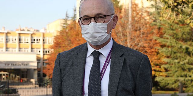 Prof. Dr. Akova: "Turkovac aşısı da Sinovac kadar etkili olacak"