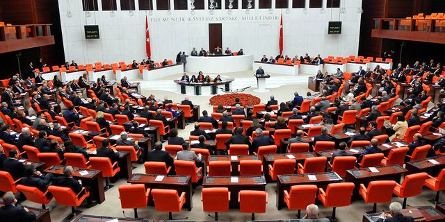 6 muhalefet partisi 'parlamenter sistem'in yasama ayağını tamamladı