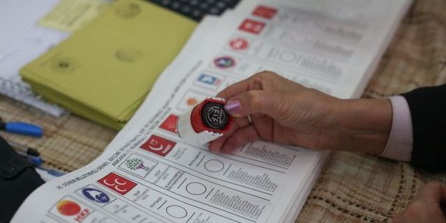 Yüksek Seçim Kurulu, seçime girebilecek partileri açıkladı