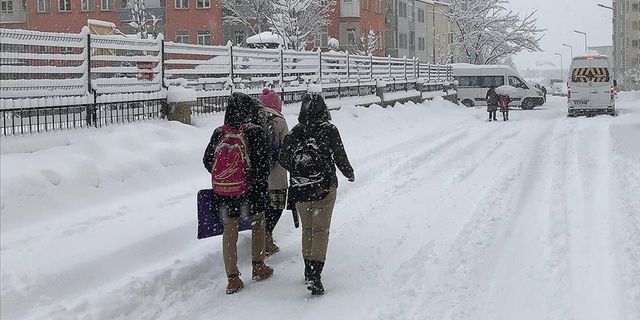 21 ilde yoğun kar yağışı nedeniyle eğitime ara verildi