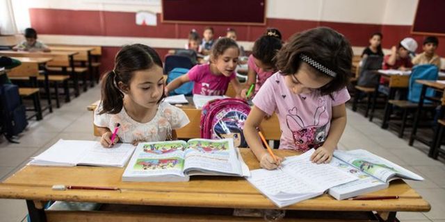 Suriyeli çocukların yüzde 35'i okula gidemiyor