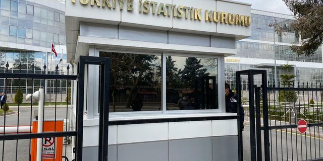 Pandemi döneminde maske ve kolonya üretimi rekor kırdı