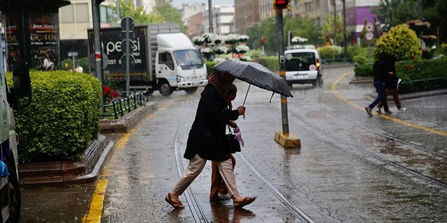 Meteoroloji'den kuvvetli yağış ve fırtına uyarısı