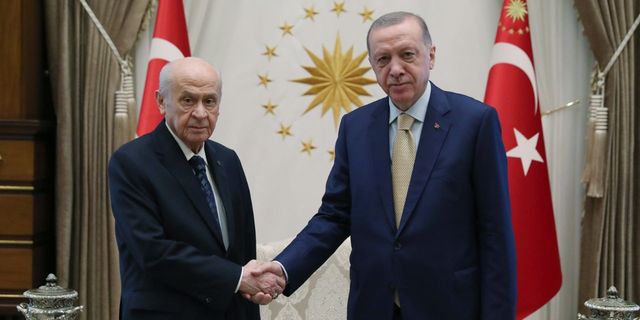 Erdoğan ve Bahçeli sürpriz görüşmesinde neler konuşuldu?