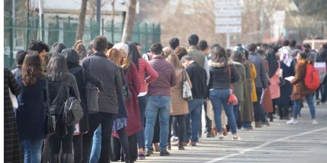 Nisan ayı işsizlik rakamları açıklandı! İşsiz sayısı resmi olarak 4 milyon