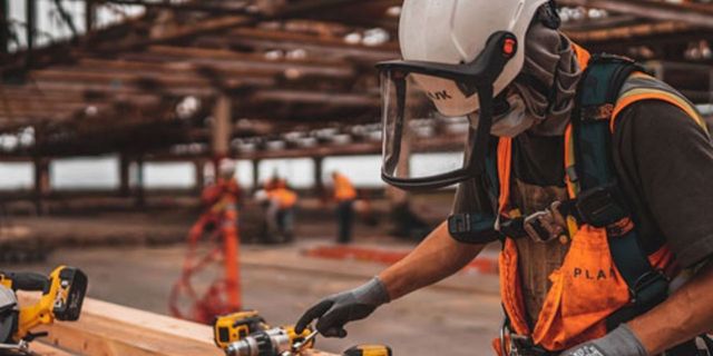 Tekstil, makine, gıda, mobilya, kimya sektörleri için istihdam programı: Katılanlara 8 bin TL'yi aşkın destek