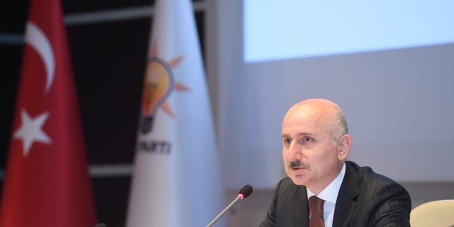 Bakan Karaismailoğlu, Bulgaristan Ulaştırma Bakanı ile Kapıkule’de bir araya geldi
