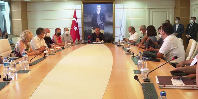 Başkan Muhittin Böcek, Antalya Kent Konseyi Engelliler Meclisi'ni ağırladı