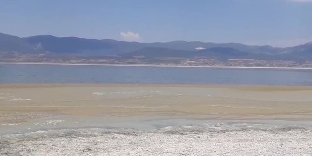 Burdur Gölü'nde alg patlaması