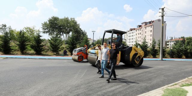 Çerkezköy Belediyesi asfalt çalışmalarına devam ediyor