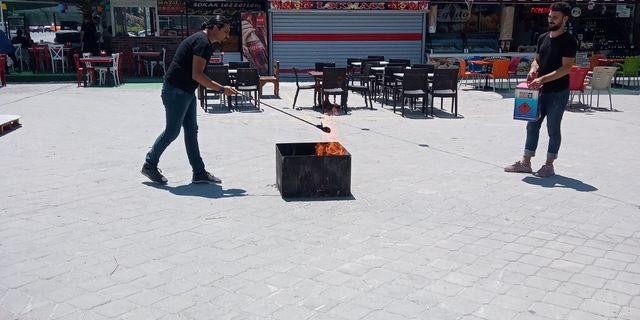 Kuşadası Nazilli Halk Pazarında yangın söndürme eğitimi